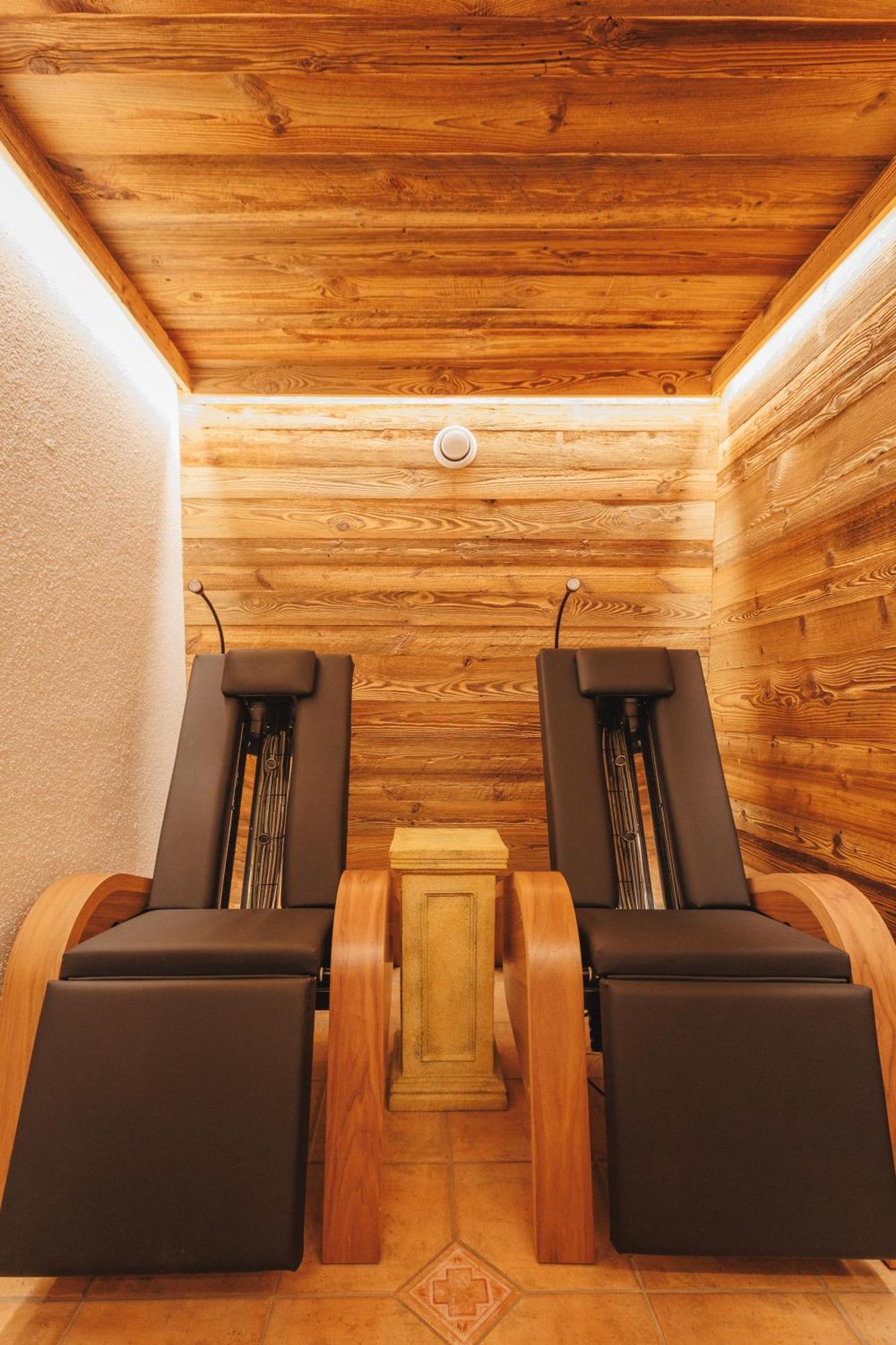 Hin&Weg Das Aparthotel Ried im Zillertal Exterior foto